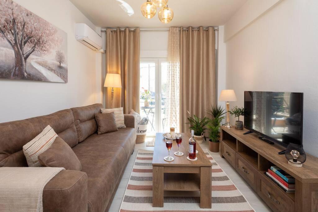 Afrodite'S Cosy And Lovely Apartment Alepou エクステリア 写真