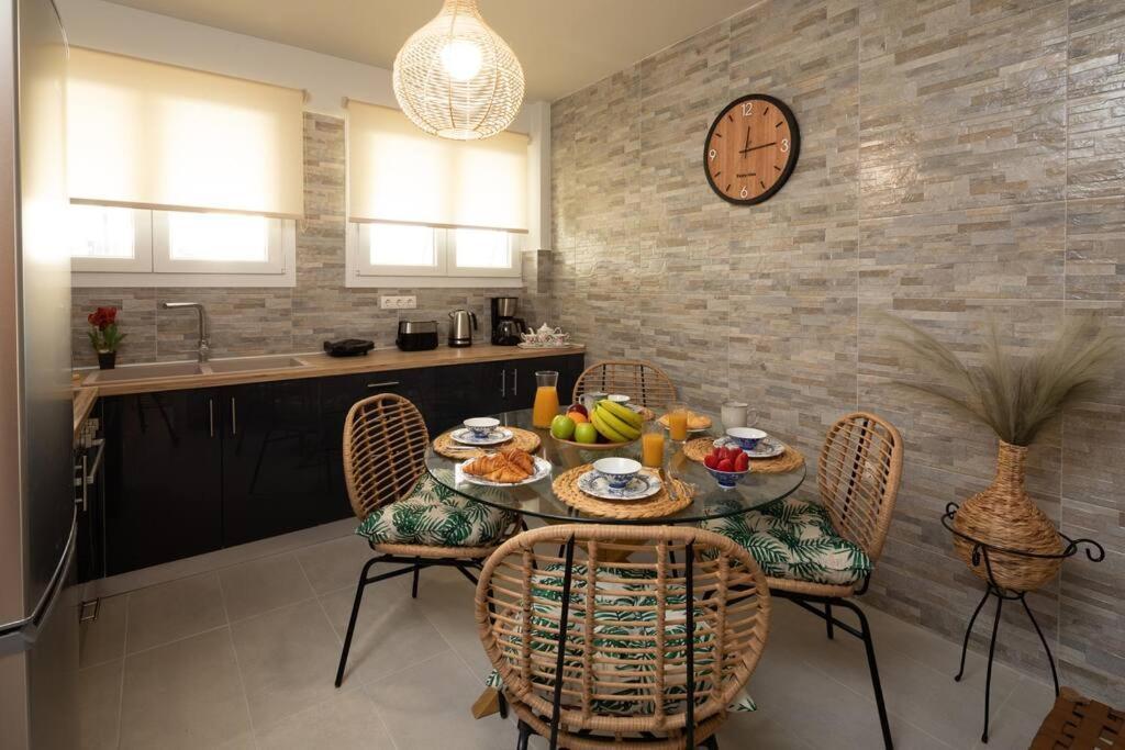 Afrodite'S Cosy And Lovely Apartment Alepou エクステリア 写真